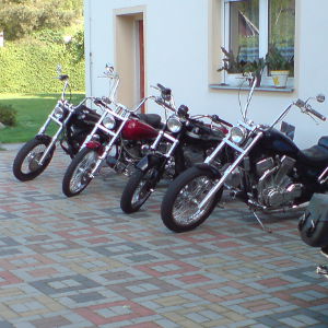 Motorradfahrer, Biker finden bei uns familiäre Unterkunft bei Karlovy Vary.