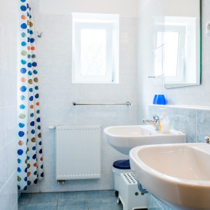 Badezimmer im Apartment in der Pension in Kyselka, nah an Kurort Karlsbad.