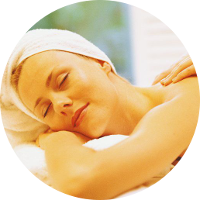 In Karlsbad angeboten wird eine komplette Palette von Behandlungen. Von der traditionellen Spa für eine völlig neue Entspannungs-und Wellness-Behandlungen, die die Verwendung von natürlichen Heilressourcen Karlovarska-Thermalwasser und Torf.